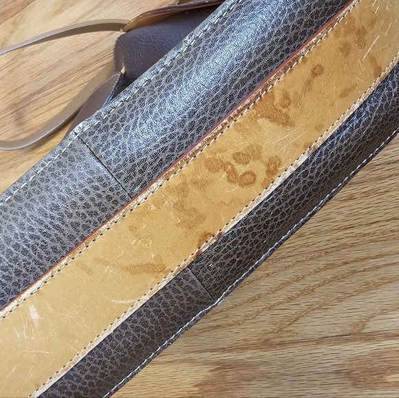 LANCEL Bucket Crossbody Shoulder Bag Made In Italy RARE - Picture 10 of 10